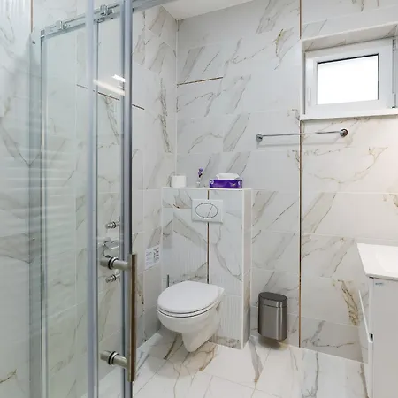 Lumen Gasztropanzio לינה וארוחת בוקר 4*