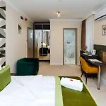 Bed & Breakfast Lumen Gasztropanzió